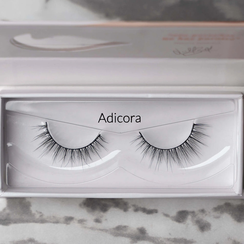 Adicora Kleine falsche Wimpern - Mariana Zambrano - 1