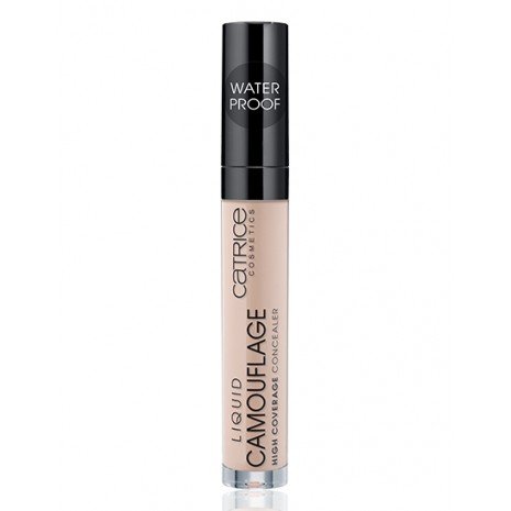 Flüssiger Concealer - Tarnung - Catrice : -Liquid Camouflage - 005 Light Natural - 1