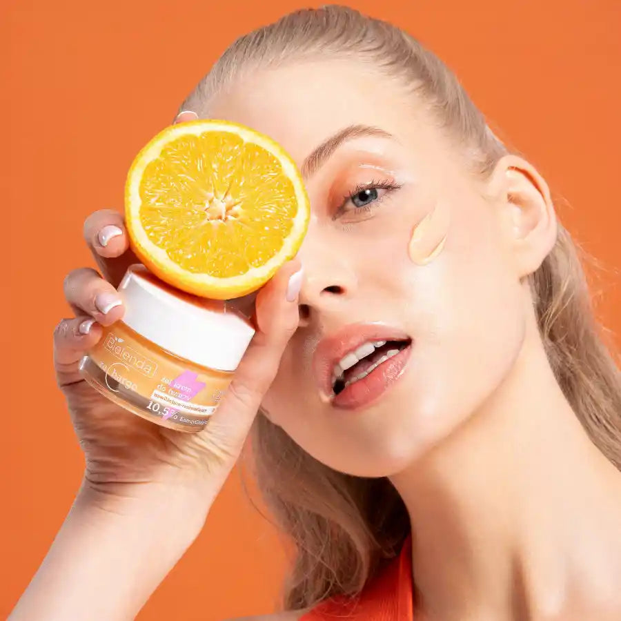 Aufhellende 4-in-1 Gelcreme Recharge - Bielenda - 1