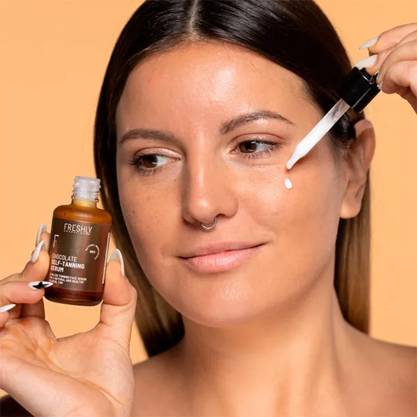 Gesichtsselbstbräuner - Schokoladen-Selbstbräuner - Freshly Cosmetics - 1