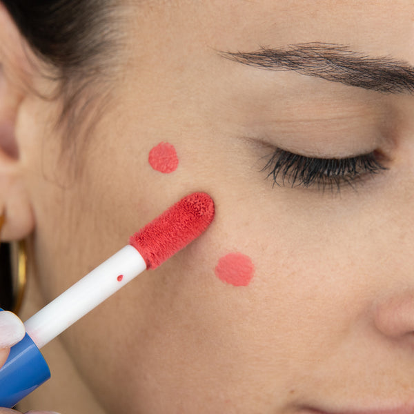 Flüssiges Rouge in Mousse Kind of Love - Viva la Diva : Polyamor - 2